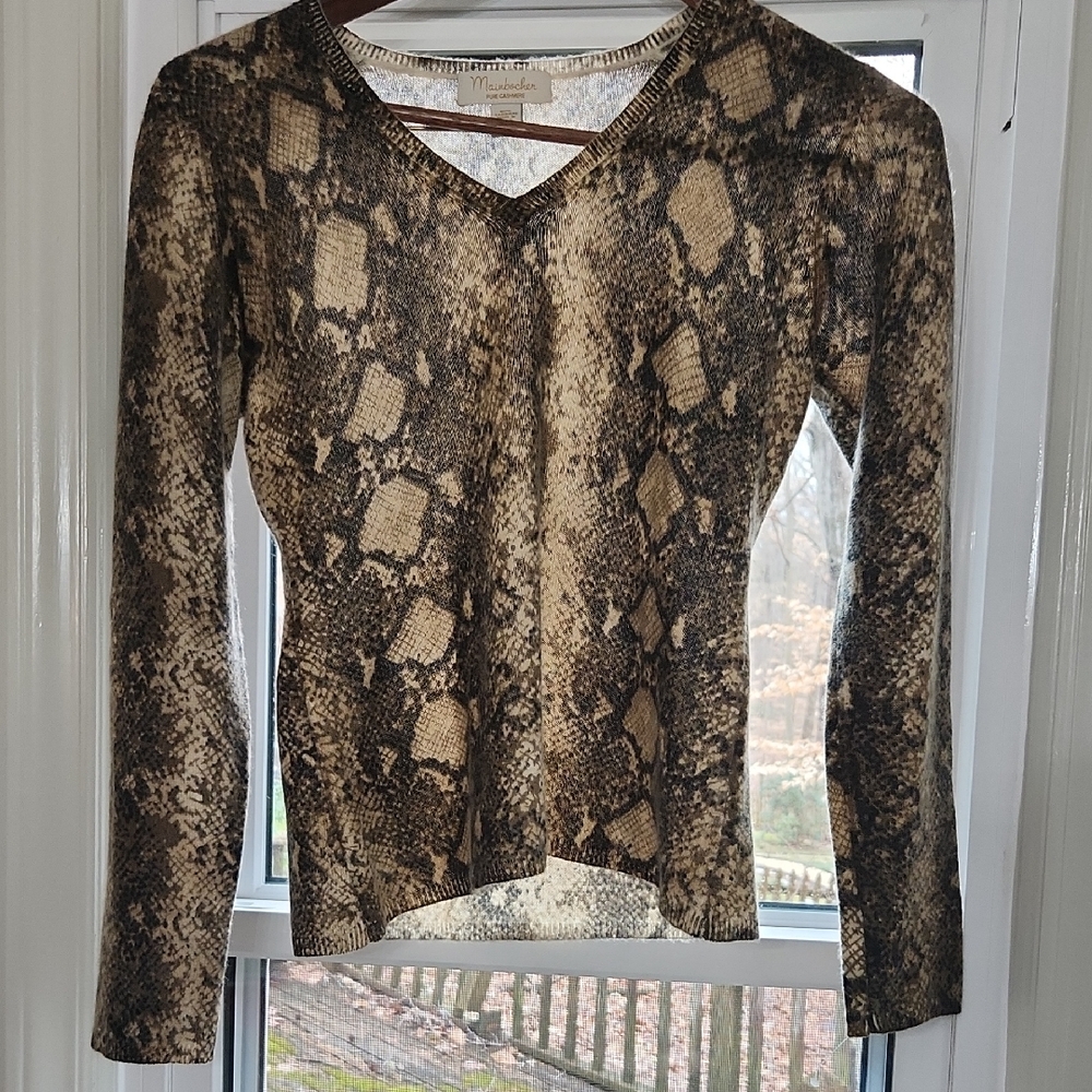 Print Women's 100% cashmere v neck sweater M